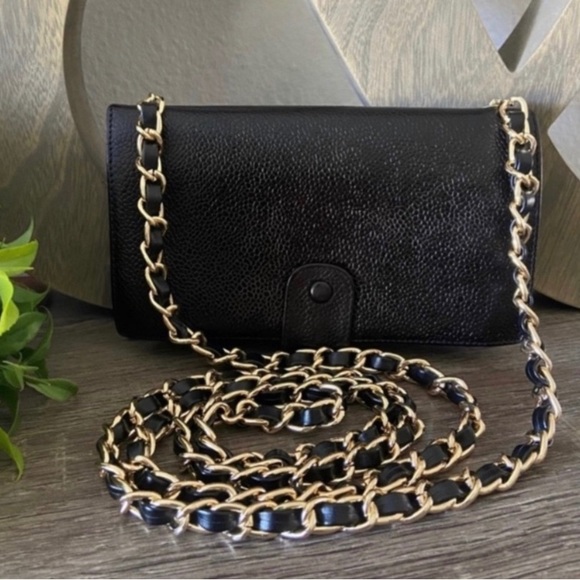 ⚜️🖤 Chanel Timeless Clutch w/ Crossbody option - Wallet on Chain WOC 2 Way Wear - Picture 3 of 10